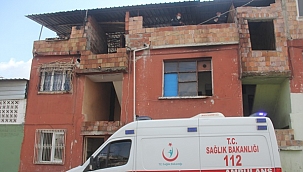 Evinin önünde yüz üstü ölü bulundu