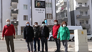 "Gülmemiz gerektiğini hatırlıyoruz"