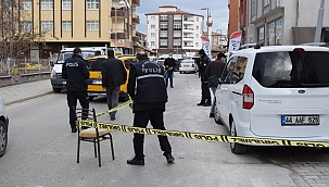 İki grup arasındaki kavga kanlı bitti!