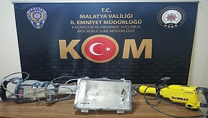 Polisten kaçak kazıya 5 gözaltı! 