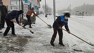Kuluncak'ta yoğun karla mücadele 