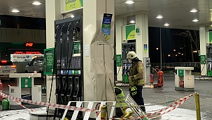 Lüks cip benzinliğe daldı: 4 yaralı