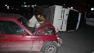 Otomobille işçi servisi çarpıştı: 6 yaralı