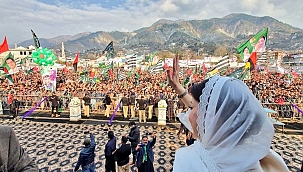 Pakistan'da protestolar sürdürüyor