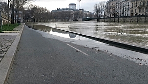 Paris'te Seine Nehri suları yükseldi