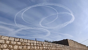 Rus uçakları İdlib'i bombaladı