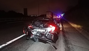 TEM'de 3 araç çarpıştı: 2 yaralı 