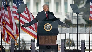 Trump Senato'da Aklandı!