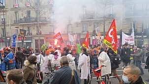 Ukrayna'da TV protestosu! 