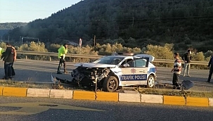 Ula'da trafik polisleri kaza yaptı 