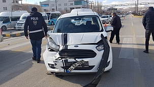 Van'da zincirleme kaza: 2 yaralı 