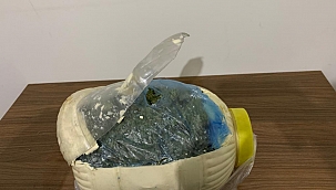 Yağ bidonunda esrar ele geçirildi 
