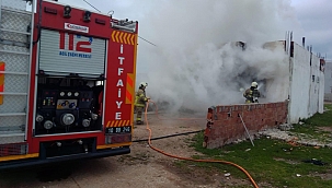 Yangında iki kişi hastaneye kaldırıldı