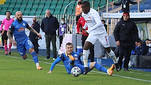 Yiğidolar ligde 11. beraberliğini aldı 