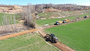 Batuhan'ın okul yolu asfaltlanıyor!