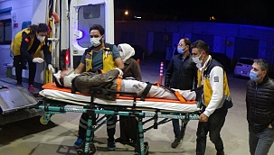 Bisikletli gence minibüs çarptı! 