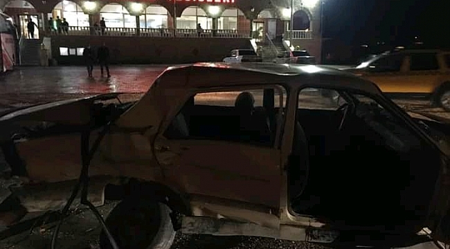 Elazığ'da iki otomobil çarpıştı: 4 yaralı 