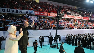 On kongrede sadece 3 kişi değişmedi