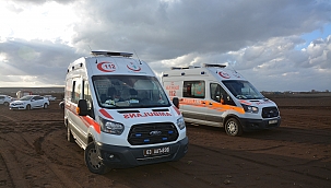 Kayık alabora oldu 2 genç kayıp 