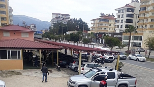 Oto galeriye silahlı saldırı: 1 ölü