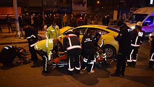 Otomobil direğe çarptı sürücü öldü!