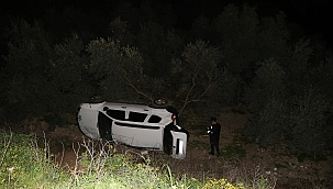 Otomobil şarampole yuvarlandı