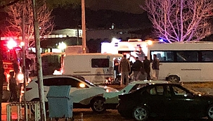 Park halindeki minibüse çarptı! 