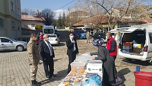 Pazarda Covid-19 denetimi 