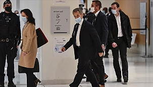Sarkozy'nin davası 20 Mayıs'a ertelendi 