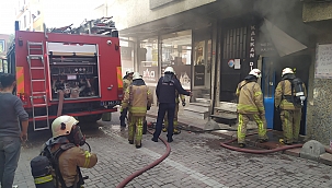 Tekstil atölyesinde yangın paniği 