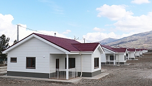 Kale'deki köy evlerinde sona gelindi