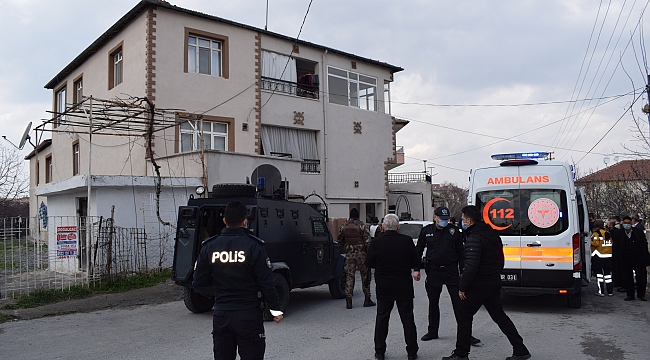 Yakalanmamak için polise ateş açtı!
