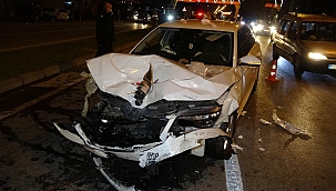 Zincirleme trafik kazası: 3 yaralı