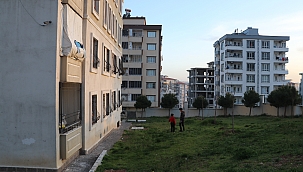 11'nci kattan düşen genç kız öldü 