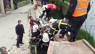 Duvarın altında kalan işçi yaralandı