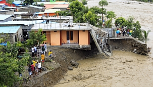 Endonezya'da can kaybı 117'ye yükseldi