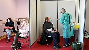 Fransa'da 24 saatte 36 bin 442 yeni vaka