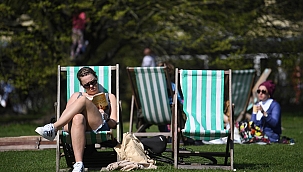 İngiltere'de 24 saatte 2 bin 379 vaka 