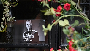 İngiltere Prens Philip'e veda ediyor 