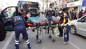 Kafa kafaya çarpıştılar: 1 yaralı