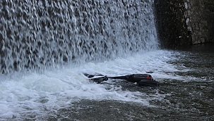 Manisa'da ATV motoru şelaleden uçtu 