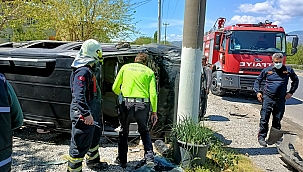 Otomobil takla attı 2 kişi yaralandı