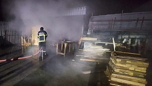 Palet atölyesi alevlere teslim oldu 