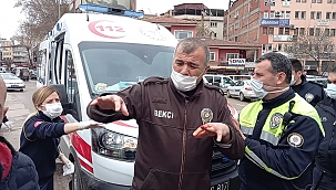 Polis ve bekçi bıçaklanarak yaralandı