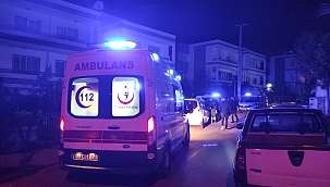 Sevgilisine ve arkadaşına tağra ile saldırdı 