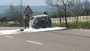 Seyir halindeki otomobil yandı