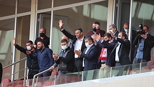 Sivasspor yönetiminin yüzü gülüyor 