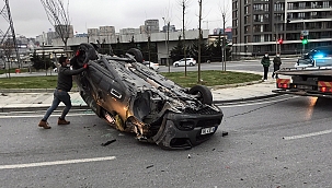 Takla atan aracı bırakıp kaçtı!