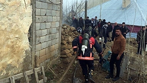 Yüksekova'da ev yangını! 