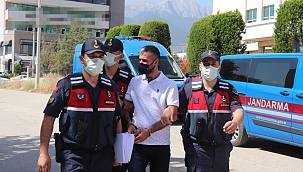 Aranan FETÖ üyesi evinde yakalandı 